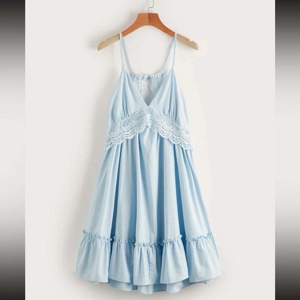 Light blue mini dress. Size L.